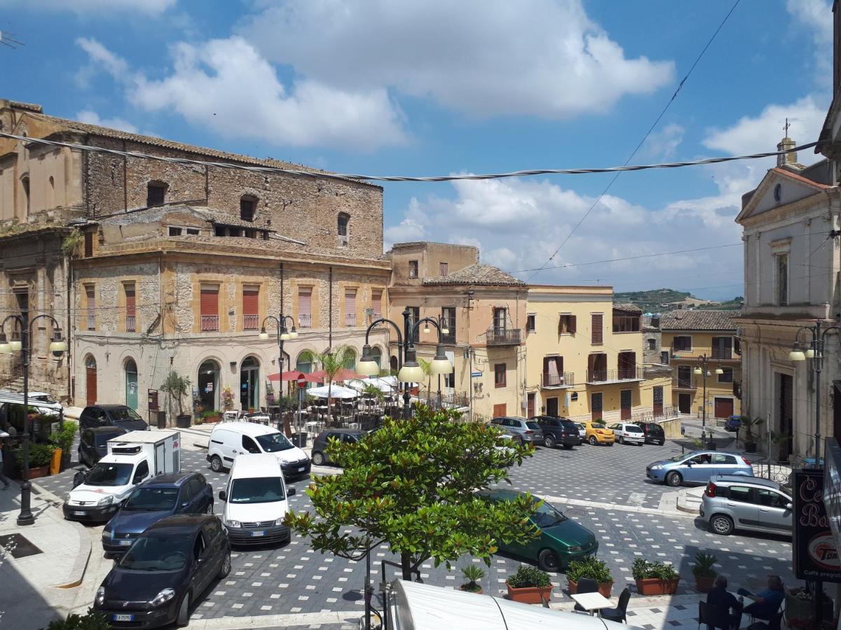 Casa Vacanza "La Chiazza Di Grutti" Grotte  Eksteriør billede