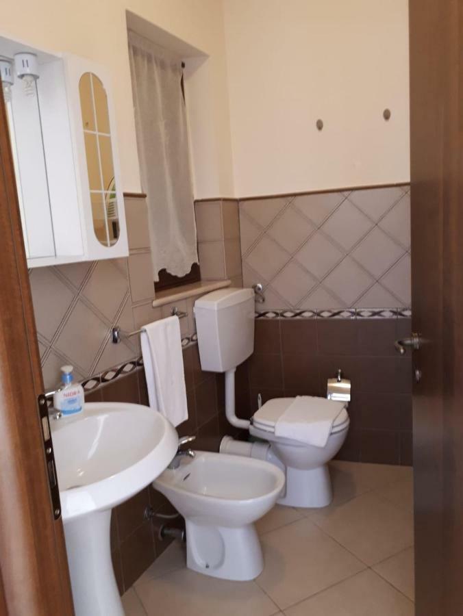 Casa Vacanza "La Chiazza Di Grutti" Grotte  Eksteriør billede